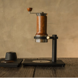 ARAM coffee + Ständer (red