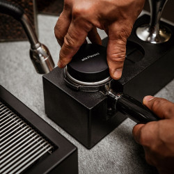La Pavoni Leveler – Professioneller Kaffee-Leveler (Schwarz)