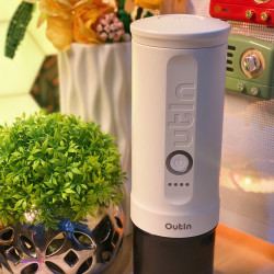 Outin Nano (Pearl White) - Reisekaffeemaschine