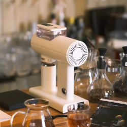 Timemore Sculptor 078S - elektrische Kaffeemühle (Weiß)
