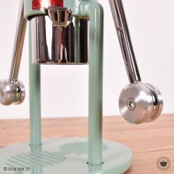 cafelat robot hands
